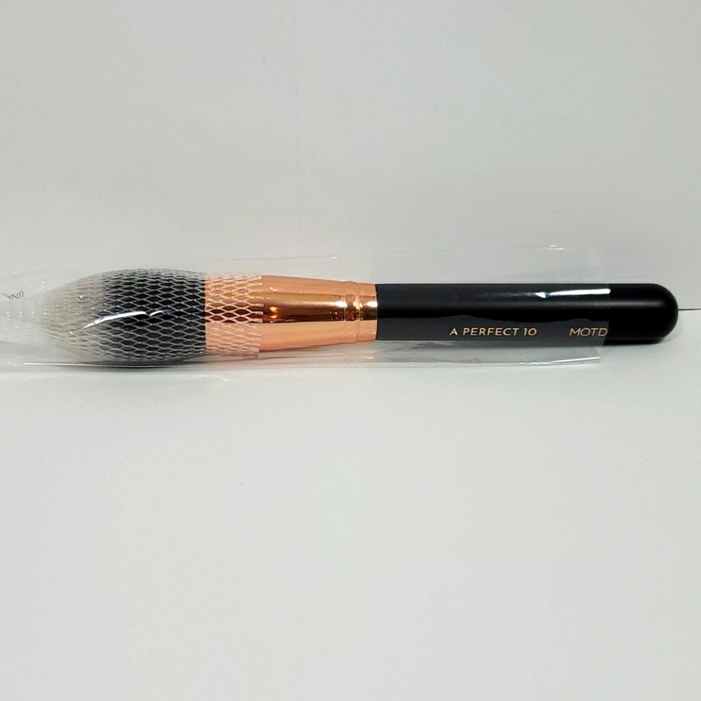 MOTD Makeup Brush